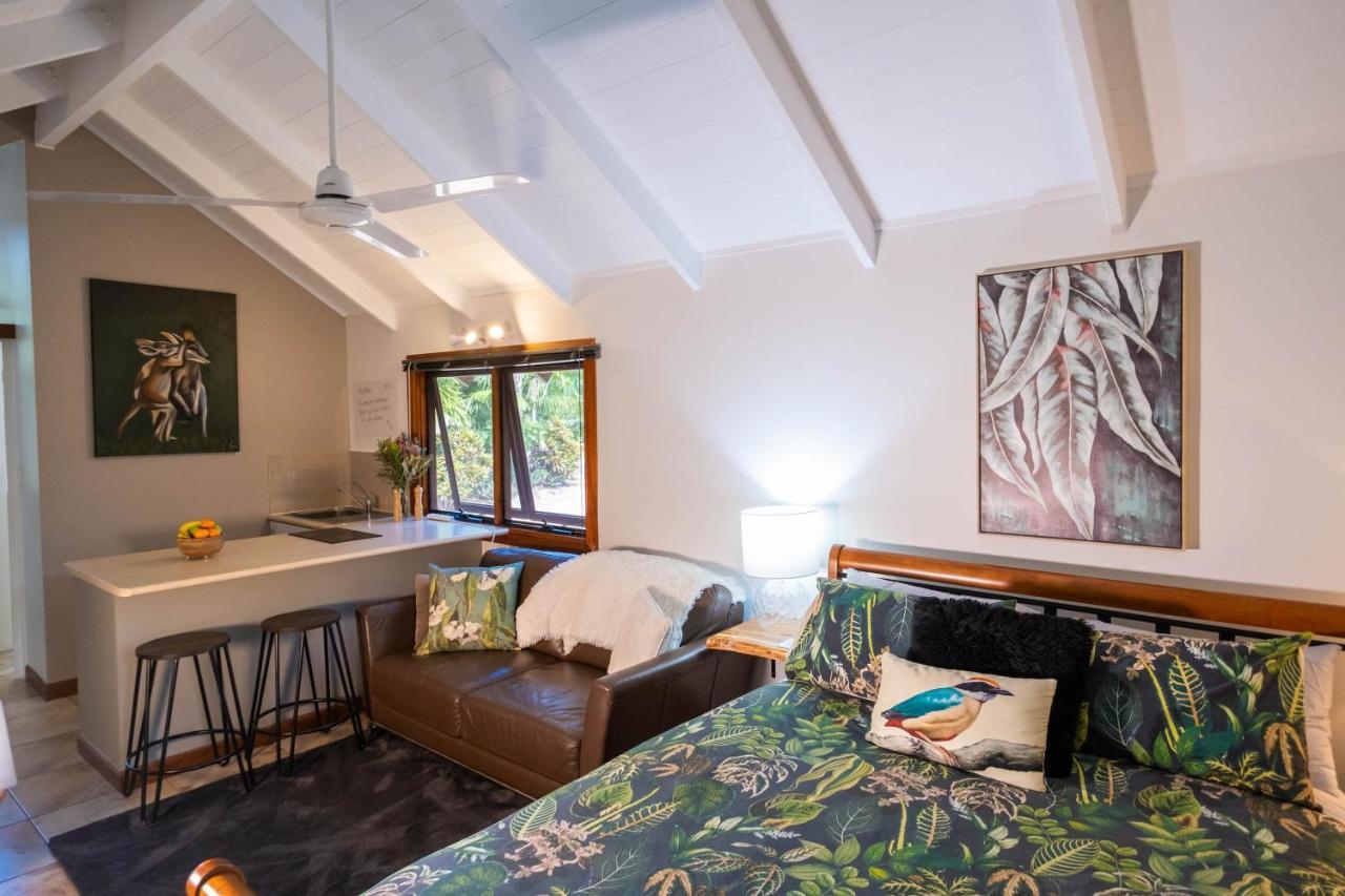 Airlie Beach Eco Cabins - Adults Only Ngoại thất bức ảnh