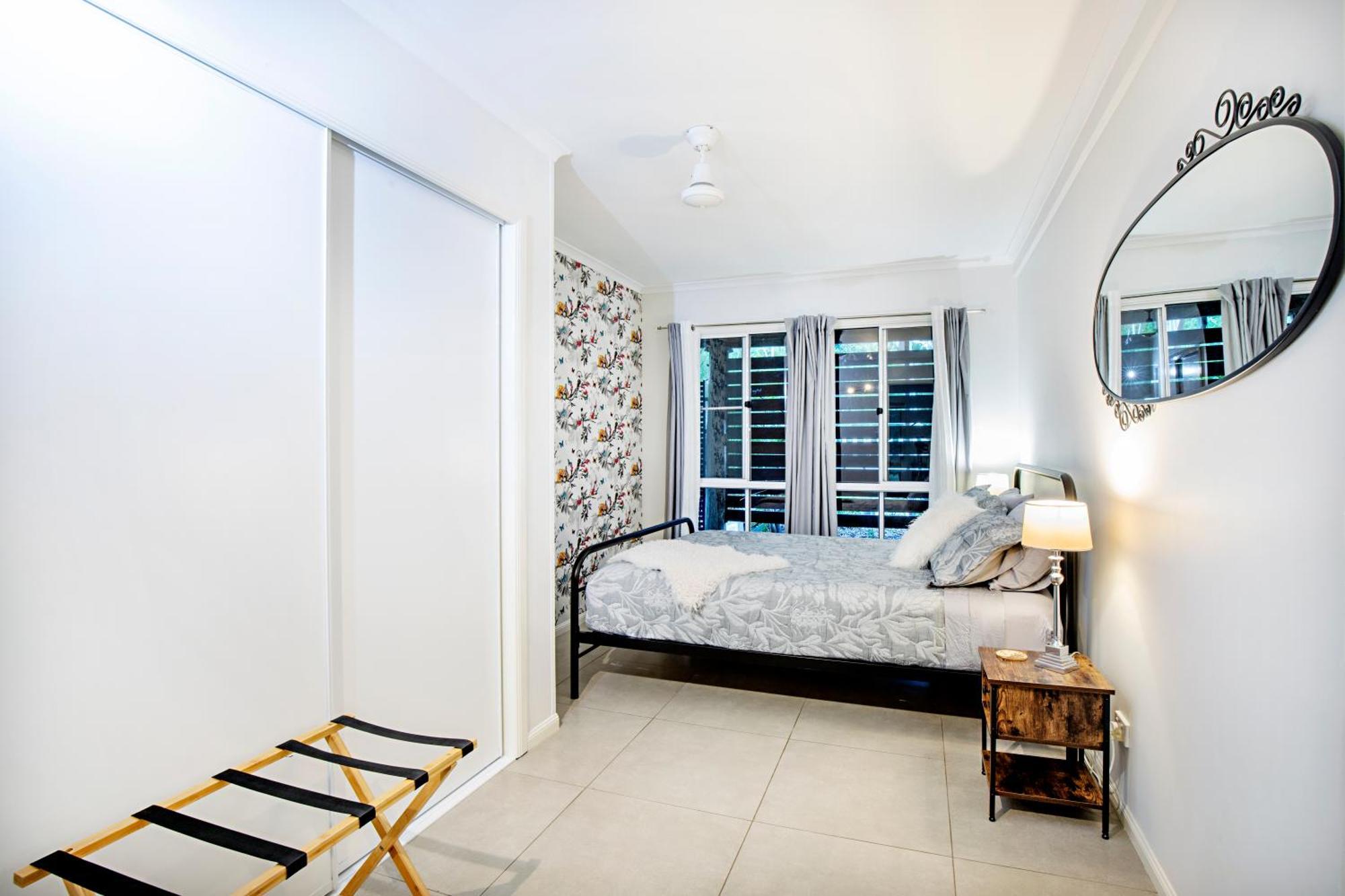 Airlie Beach Eco Cabins - Adults Only Ngoại thất bức ảnh