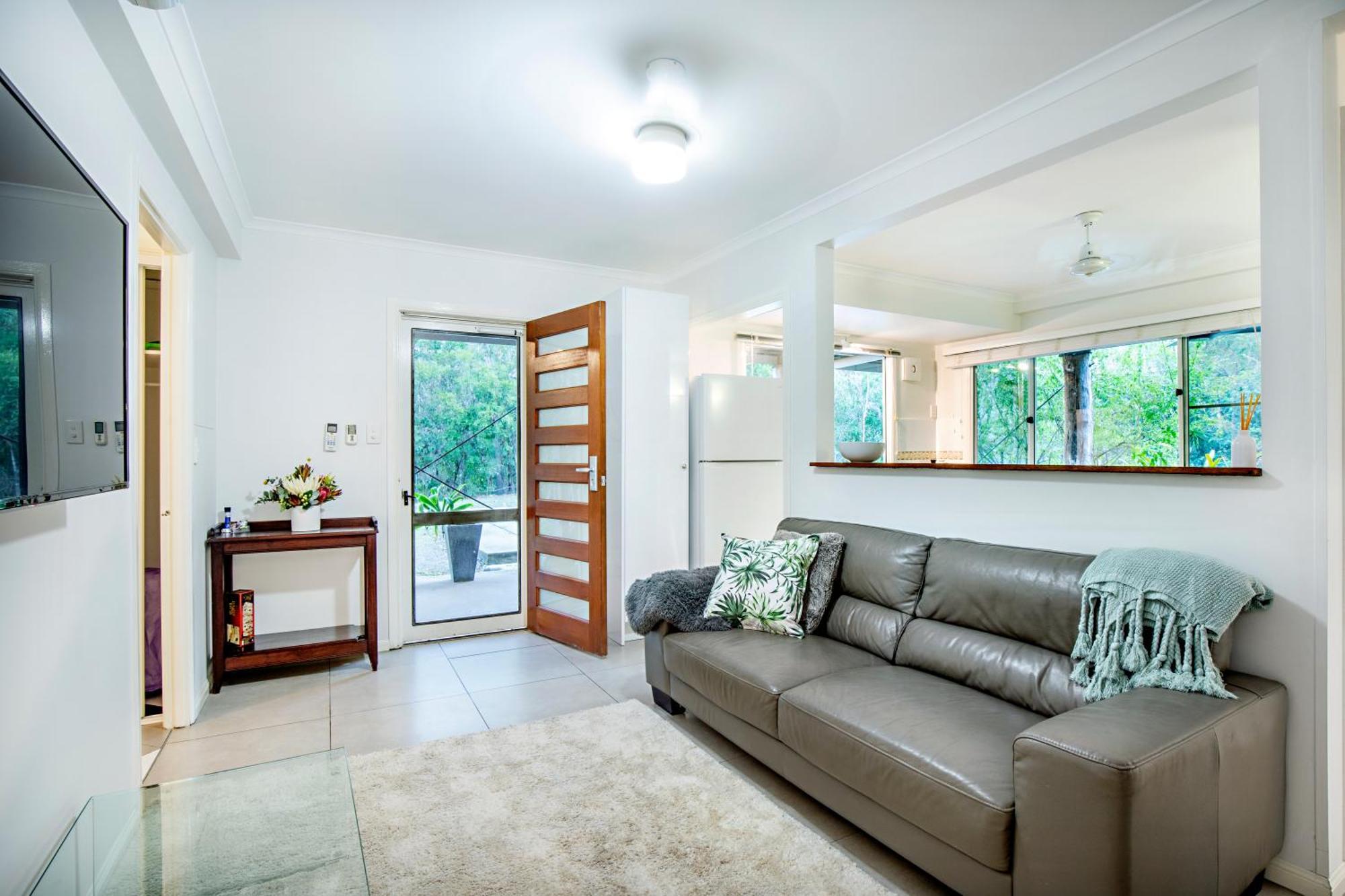 Airlie Beach Eco Cabins - Adults Only Ngoại thất bức ảnh